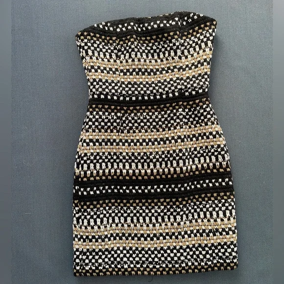 Elliatt | Dresses | Elliatt Holiday Candace Mini Dress In White Black And Gold Small Nwt | Poshmark Elliatt | Dresses | Elliatt Holiday Candace Mini Dress In White Black And Gold Small Nwt | Poshmark